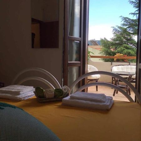 B&B Mideri Urzulei Bagian luar foto