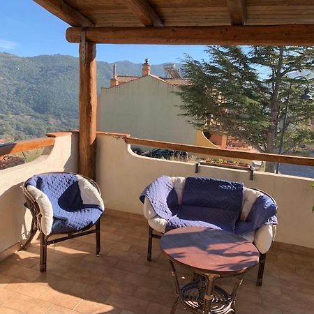 B&B Mideri Urzulei Bagian luar foto