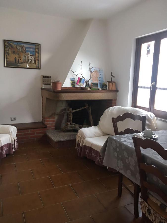 B&B Mideri Urzulei Bagian luar foto