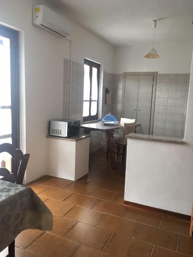 B&B Mideri Urzulei Bagian luar foto